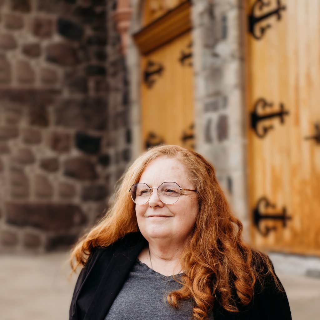 Kimberly Eddy is an author , website designer, and educator in Thomasville GA